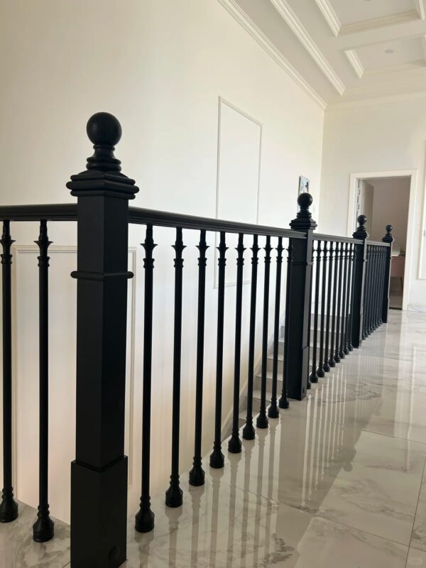 WT8043 Light Luxury Contemporary Aluminum Stair Railing Villa Stair