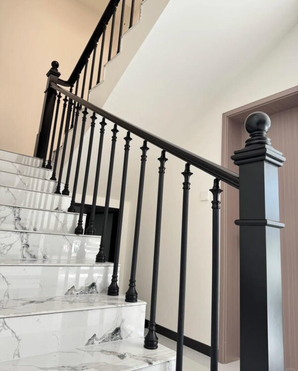 WT8043 Light Luxury Contemporary Aluminum Stair Railing Villa Stair - Image 2