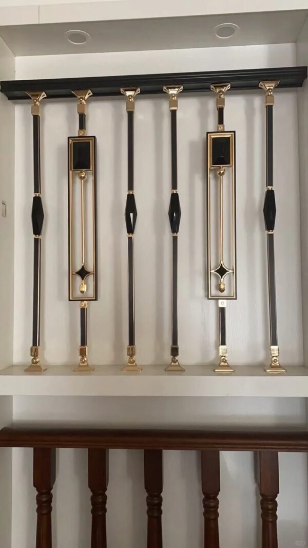WT9025 Luxury Golden Aluminum Balusters Railings Stair Bracket Spindles Indoor DIY Design - Image 4