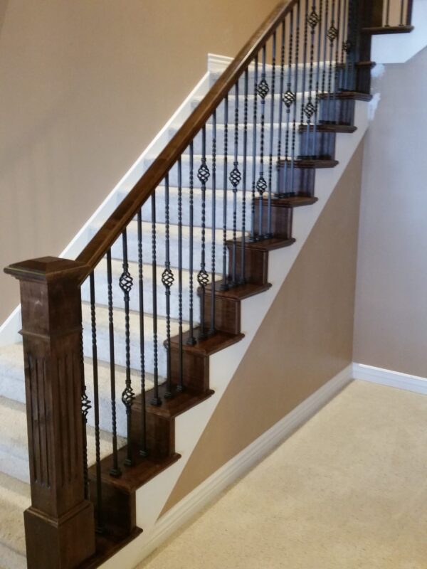 WTH5034 Modern Luxury Wrought Iron Stair Railings New Design Luxury Iron Post for Villa Durable Feature