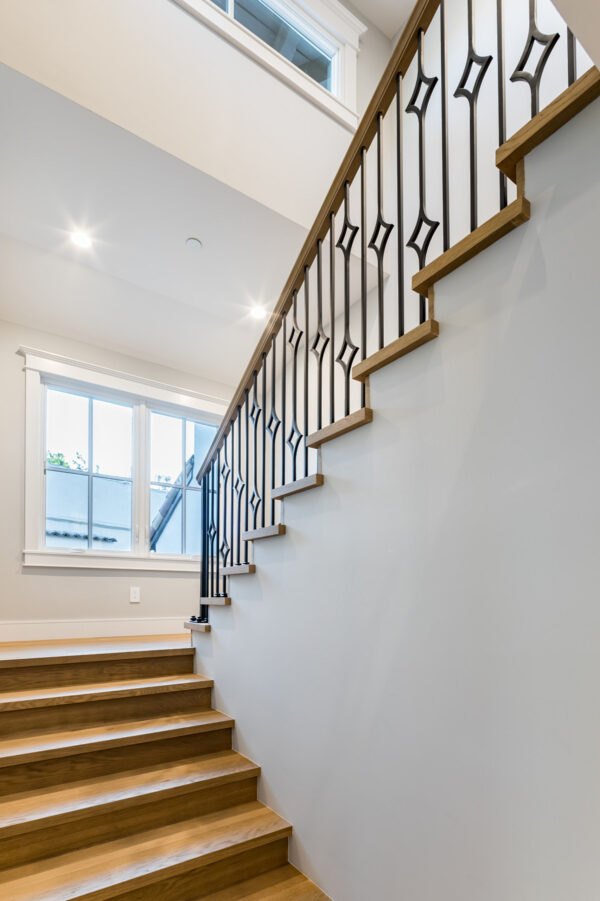WTH5050 Wrought Iron Square Post Luxury Modern Design Stair Railing Balustrade for Villa Use