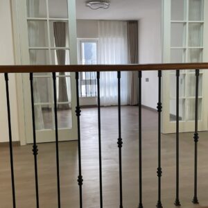 WTH5120 Modern Style Indoor Home Staircase Decoration Round Metal Stair Balusters and Spindles Post Spiral Shape for Villas