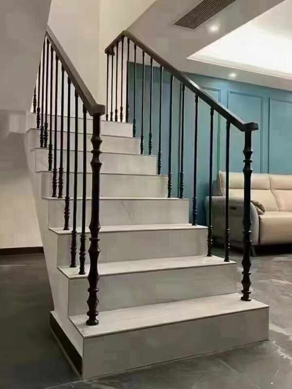 WTH5130 Modern Design Solid Venetian Triple Knuckle Balusters Durable Wrought Iron for Villa Application